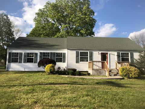 114 Brook Dr, Dickson, TN 37055 photo 1