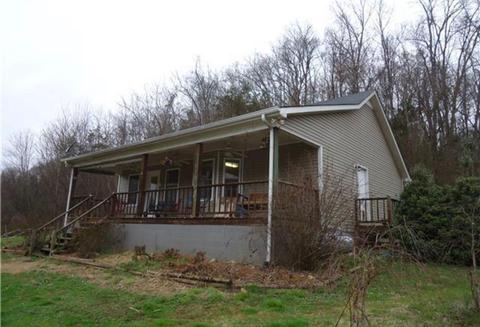 1945 Mitchell Rd, Pulaski, TN 38478 photo 2