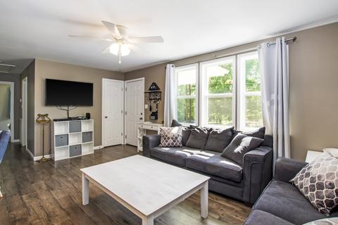 108 Greer Cir, Dickson, TN 37055 photo 5