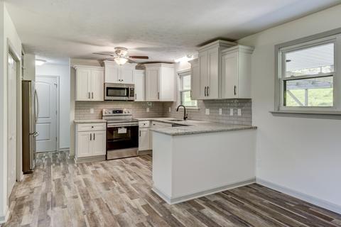 203 Vantrease Rd, Cottontown, TN 37048 photo 13