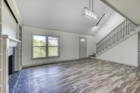 203 Vantrease Rd, Cottontown, TN 37048 photo 9
