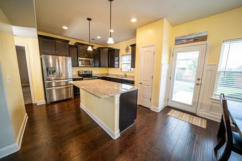 1046 Daniel Ln, Spring Hill, TN 37174 photo 8