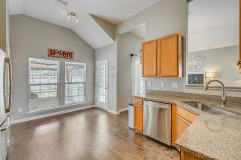1015 Achiever Cir, Spring Hill, TN 37174 photo 8