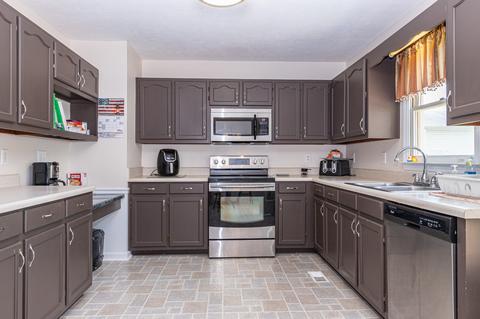 1908 Sterling St, Murfreesboro, TN 37127 photo 3