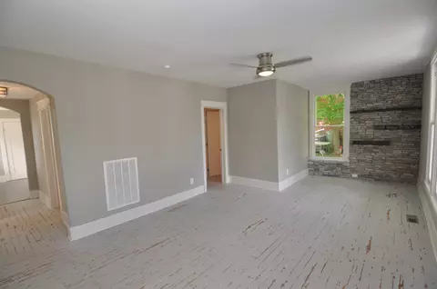 413 7th Ave W, Springfield, TN 37172 photo 3