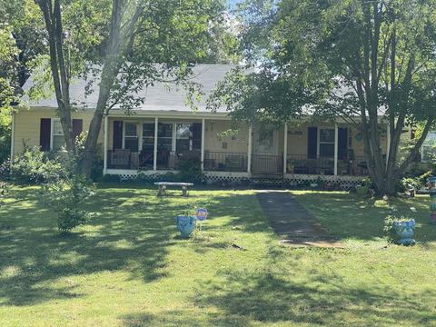307 2nd Ave N, Decherd, TN 37324 photo 2
