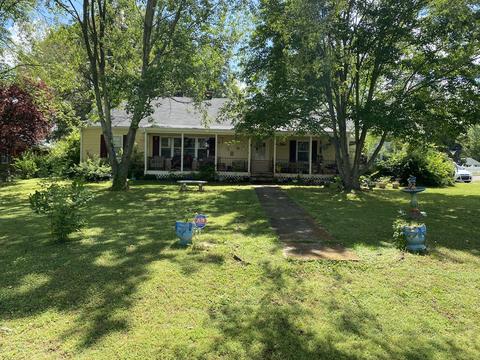 307 2nd Ave N, Decherd, TN 37324 photo 3