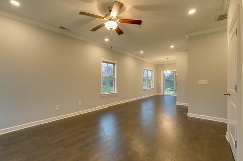 505 E Castle St, Murfreesboro, TN 37130 photo 5