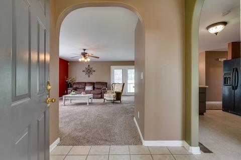 408 Billy Ln, Spring Hill, TN 37174 photo 2