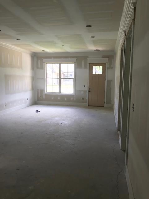 107 Andrews Dr, Loretto, TN 38469 photo 5