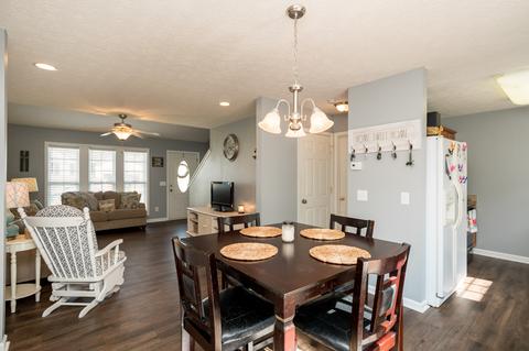 473 Berry Cir, Springfield, TN 37172 photo 9