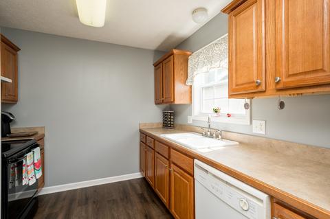473 Berry Cir, Springfield, TN 37172 photo 10