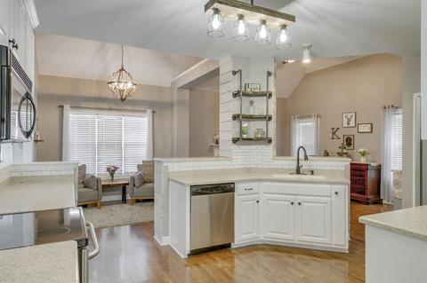 2079 Lequire Ln, Spring Hill, TN 37174 photo 11