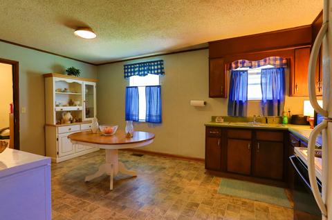 803 8th Ave E, Springfield, TN 37172 photo 3
