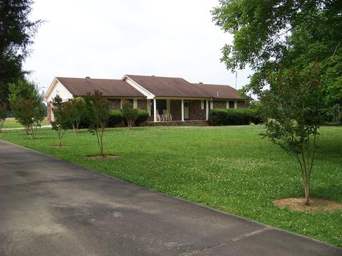 335 Five Points Rd, Leoma, TN 38468 photo 4