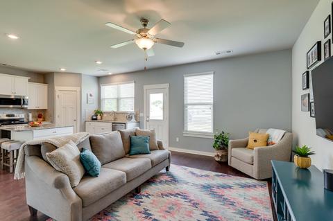 3047 Commonwealth Dr, Spring Hill, TN 37174 photo 11