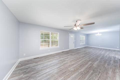 4010 Clairmont Dr, Springfield, TN 37172 photo 6