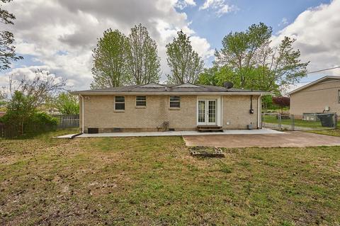 101 Martin Dr, Springfield, TN 37172 photo 2