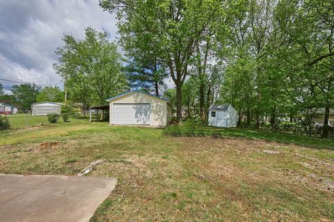 101 Martin Dr, Springfield, TN 37172 photo 3