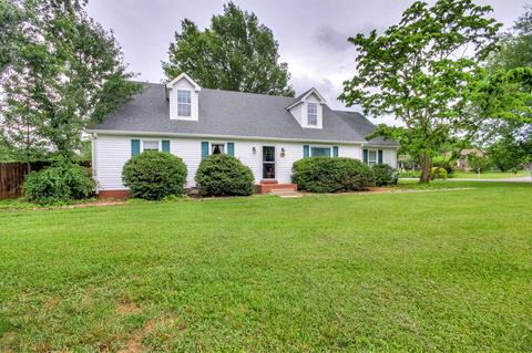 2564 Foxfire Ct, Murfreesboro, TN 37129 photo 1