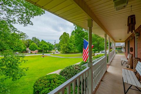 229 Brady Dr, Dickson, TN 37055 photo 3