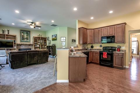 1045 Countess Ln, Spring Hill, TN 37174 photo 9