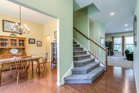 1045 Countess Ln, Spring Hill, TN 37174 photo 4