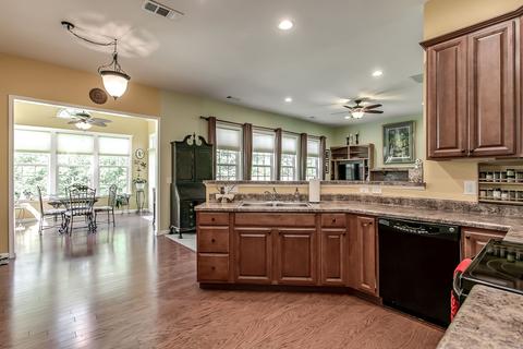 1045 Countess Ln, Spring Hill, TN 37174 photo 10