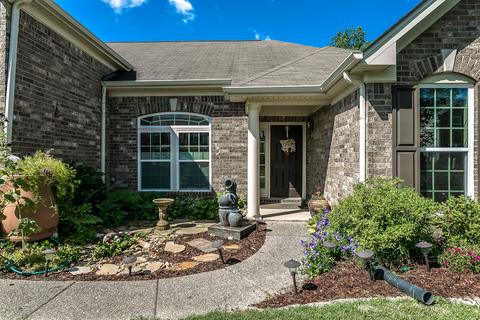1045 Countess Ln, Spring Hill, TN 37174 photo 2