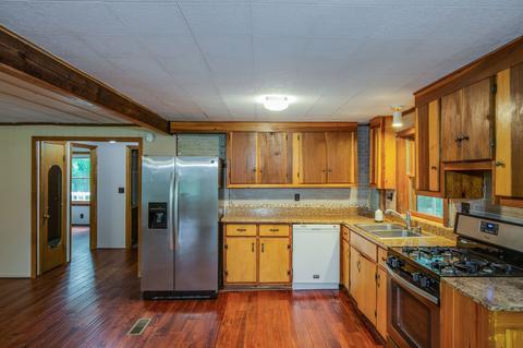 1441 Myatt Loop Rd, Burns, TN 37029 photo 11