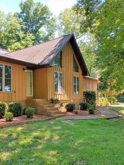 647 Carter Rd, Decherd, TN 37324 photo 2