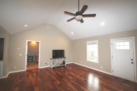 406 Spring Meadows Ln, Morrison, TN 37357 photo 2