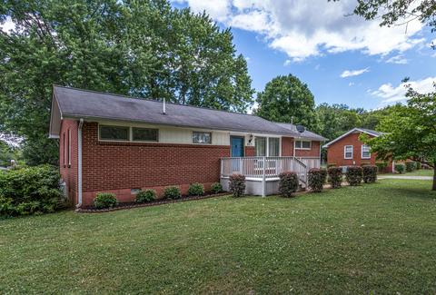 907 Brookfield Dr, Murfreesboro, TN 37130 photo 4