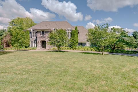 1013 Ridgecrest Dr, Dickson, TN 37055 photo 1