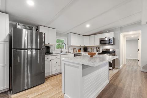 219 E Main St, Dowelltown, TN 37059 photo 6