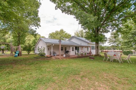 1107 C C C Rd, Dickson, TN 37055 photo 23