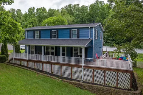 231 Phillips Dr, Winchester, TN 37398 photo 2