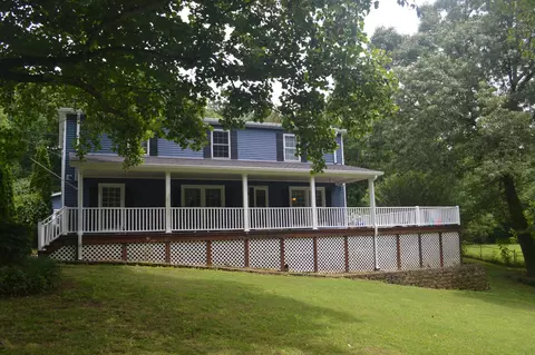 231 Phillips Dr, Winchester, TN 37398 photo 3