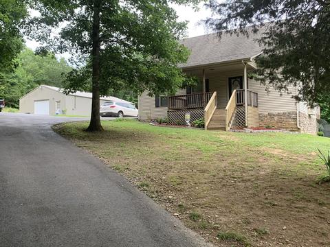 1102 E Beaverdam Rd, Centerville, TN 37033 photo 2