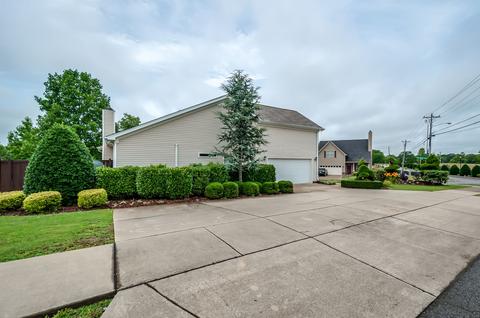 2001 Red Jacket Trce, Spring Hill, TN 37174 photo 5