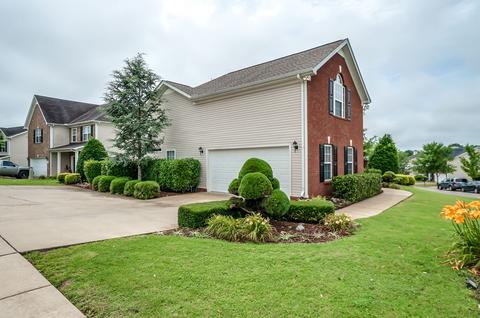 2001 Red Jacket Trce, Spring Hill, TN 37174 photo 4