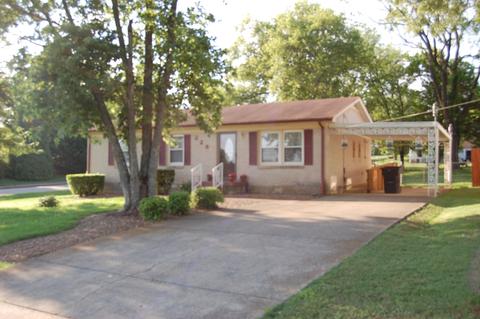 228 Cherry Dr, Franklin, TN 37064 photo 3