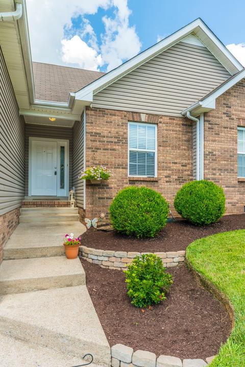 623 Chestnut Ct, Springfield, TN 37172 photo 3