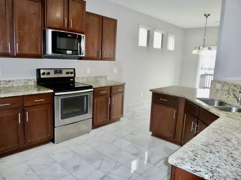 1633 Robindale Dr, Hermitage, TN 37076 photo 5