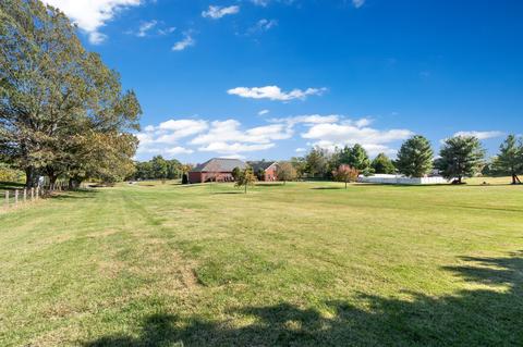 836 Dixie Bee Rd, Adams, TN 37010 photo 10