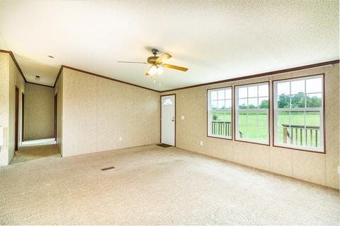 37 Sims Ln, Loretto, TN 38469 photo 3