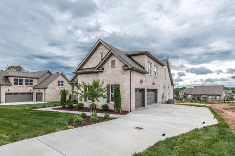 2002 Imagine Cir, Spring Hill, TN 37174 photo 4