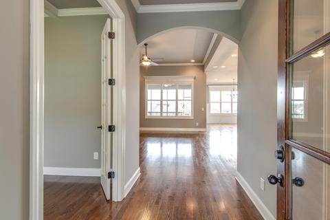 2002 Imagine Cir, Spring Hill, TN 37174 photo 5