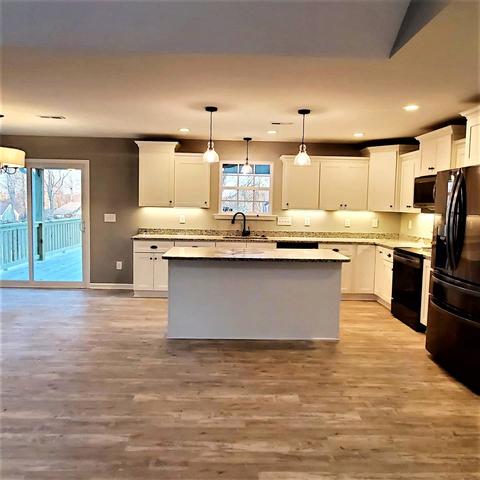 242 Diane Loop, White Bluff, TN 37187 photo 3