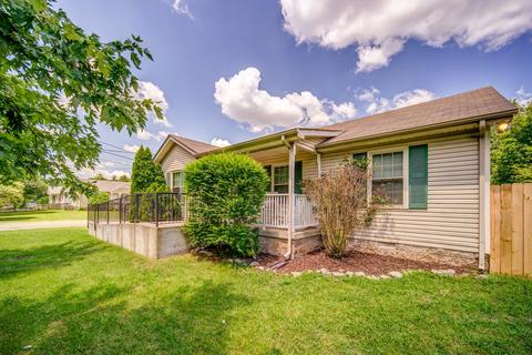 1002 Tyler Dr, Murfreesboro, TN 37130 photo 2